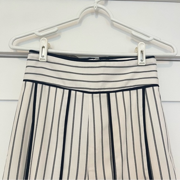 C/MEO COLLECTIVE Effigurate Pin Stripe Set Ivory/Navy XS - Picture 12 of 15